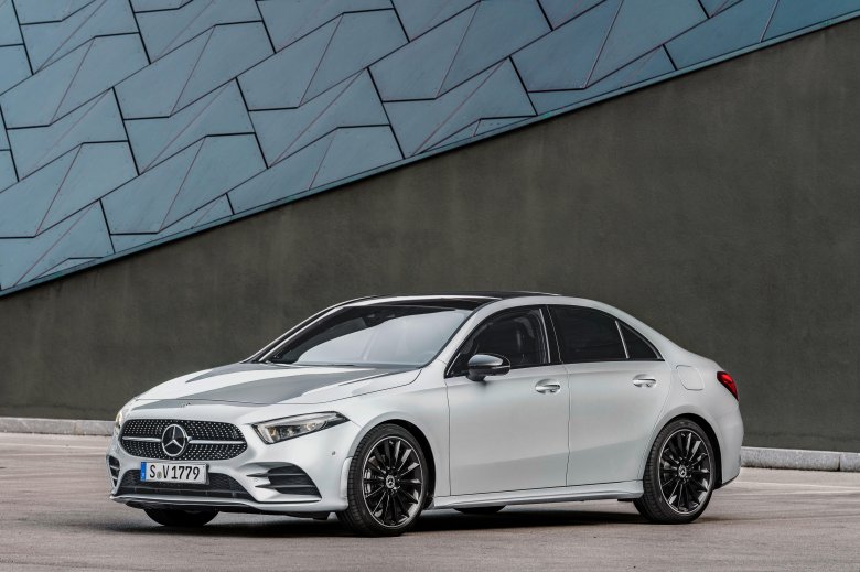 Мерседес седан cla 2019