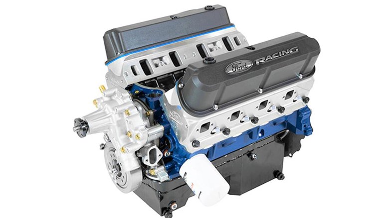 Двигатель автомобиля