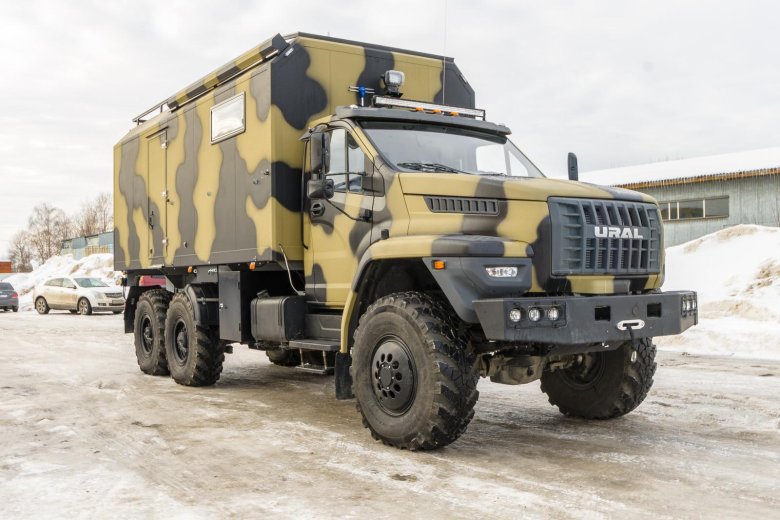 Урал некст 6х6 автодом