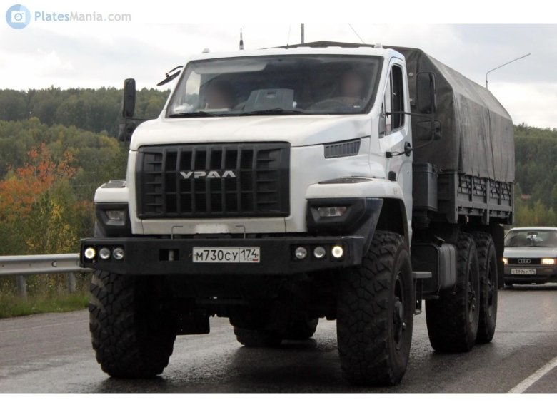 Грузовик урал некст