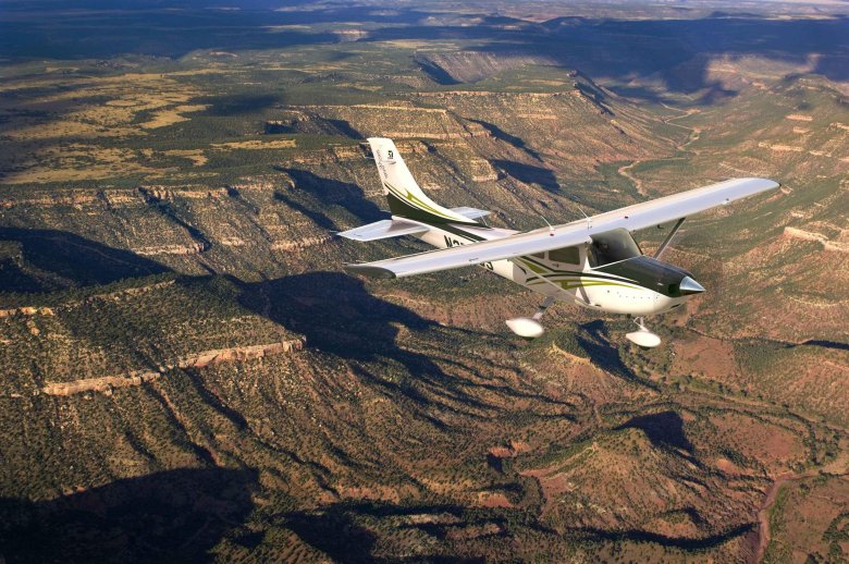 Cessna 206 самолёты