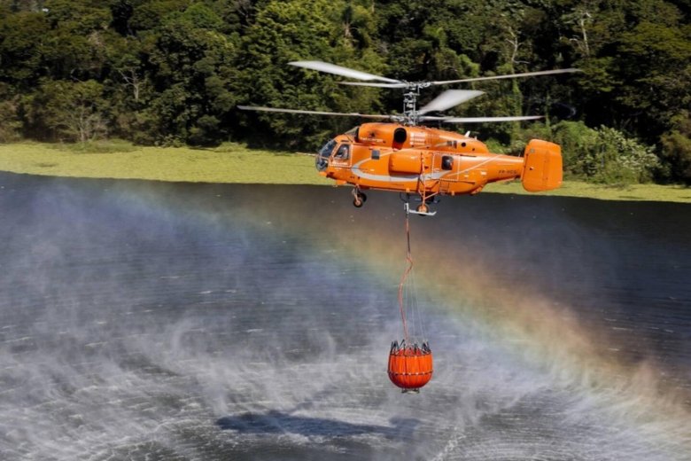 Пожарный вертолет. чинук. колумбия