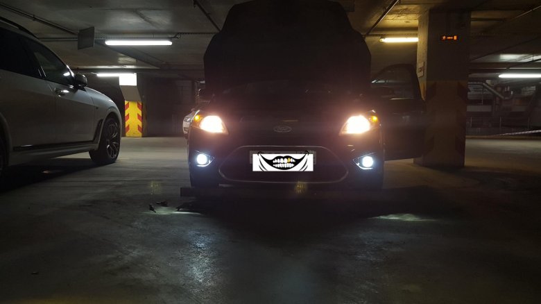 Фара противотуманная ford focus 2