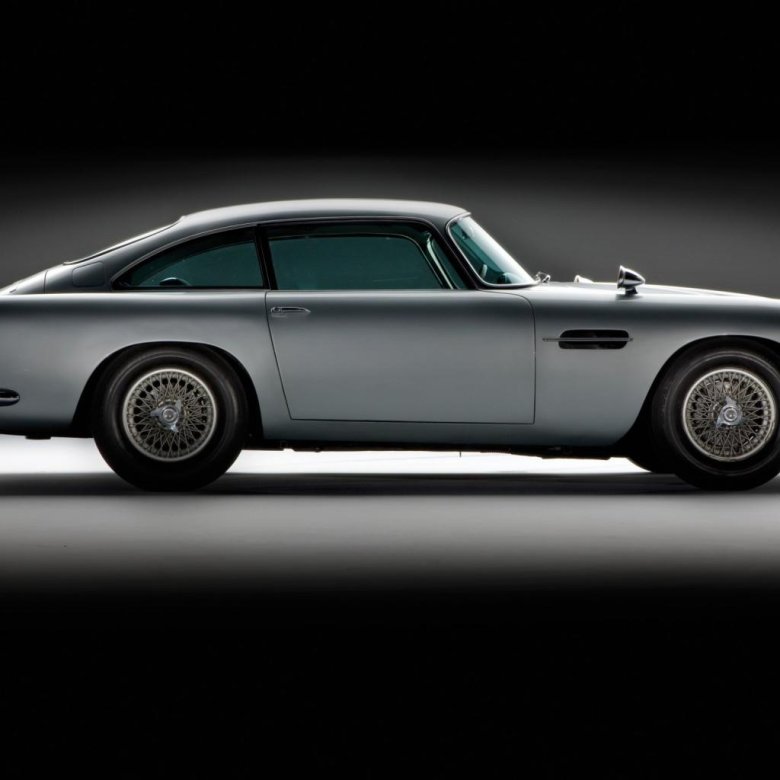 Aston martin db5 james bond 007