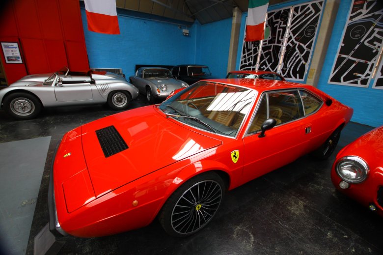 Дино феррари