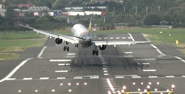 Посадка самолета