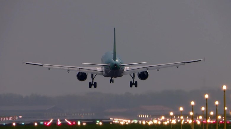 Взлет самолета