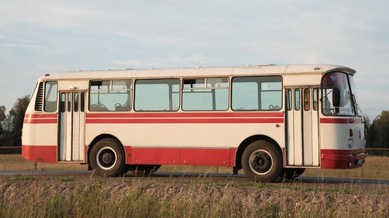 Автобус лаз 695