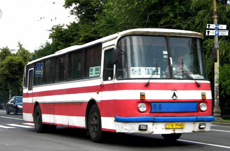 Автобус лаз 699 р