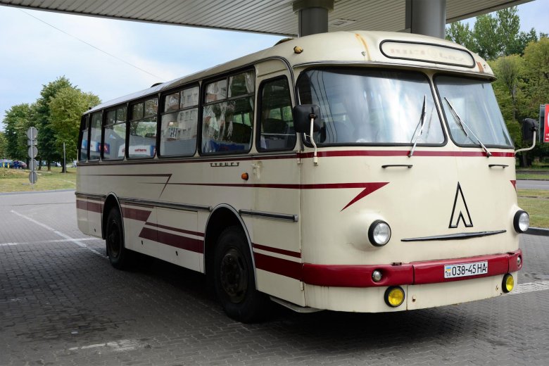 Лаз 697 м турист