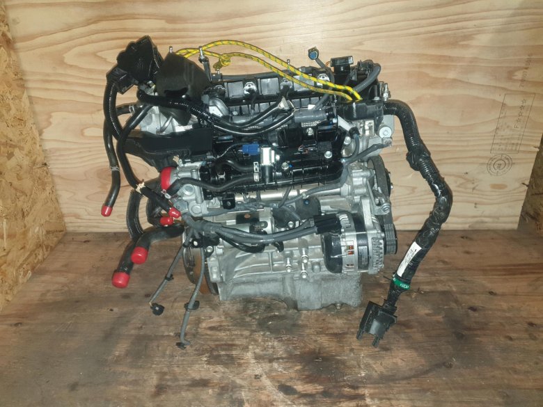 Двигатель в сборе