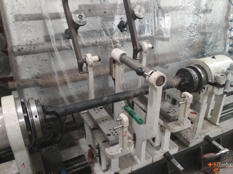 Балансировочный станок для карданных валов