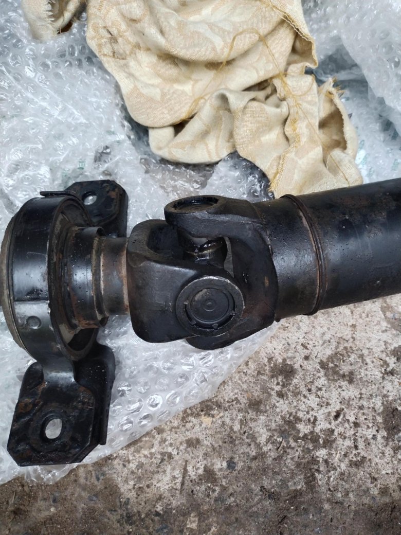 Вал карданный задний 9324873