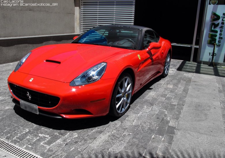 Феррари калифорния спайдер 2013