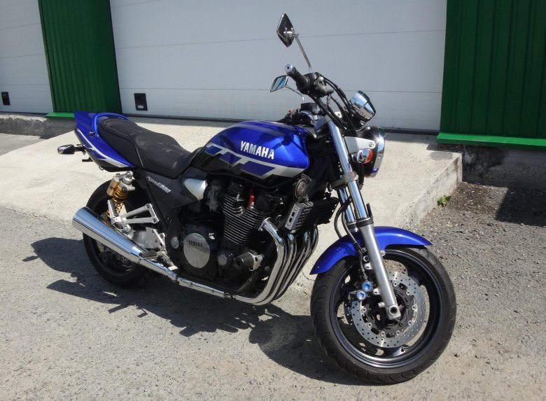 Yamaha xjr 400
