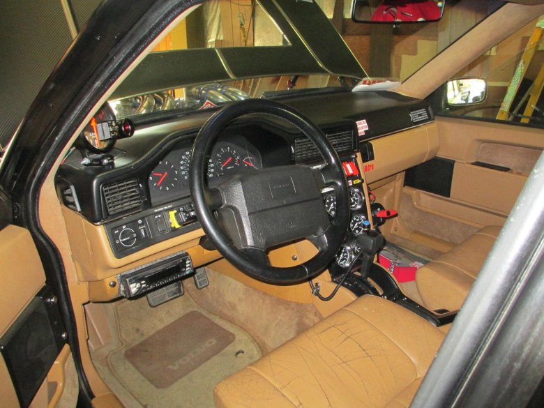 Volvo 760 салон