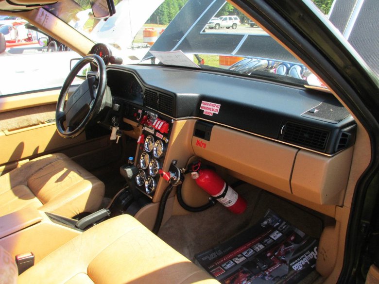 Volvo 940 салон