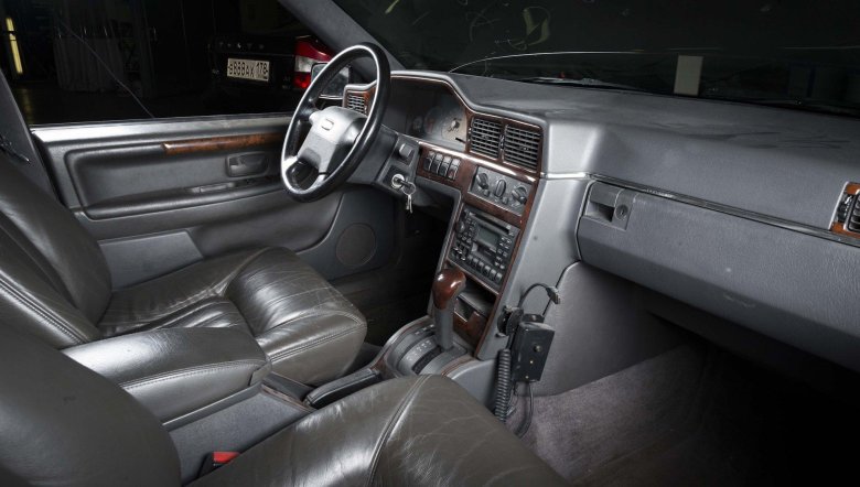 Volvo 960 салон