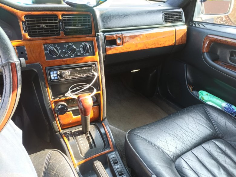 Volvo 960 салон