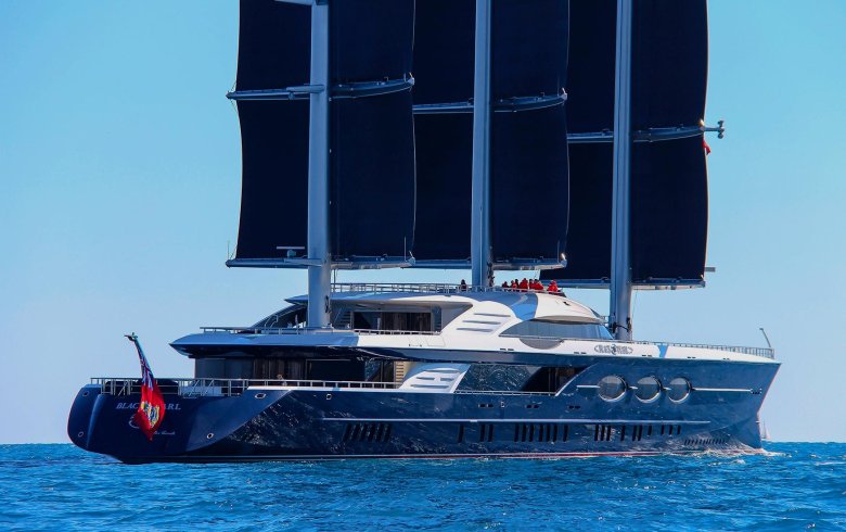 Яхта олега бурлакова черная жемчужина