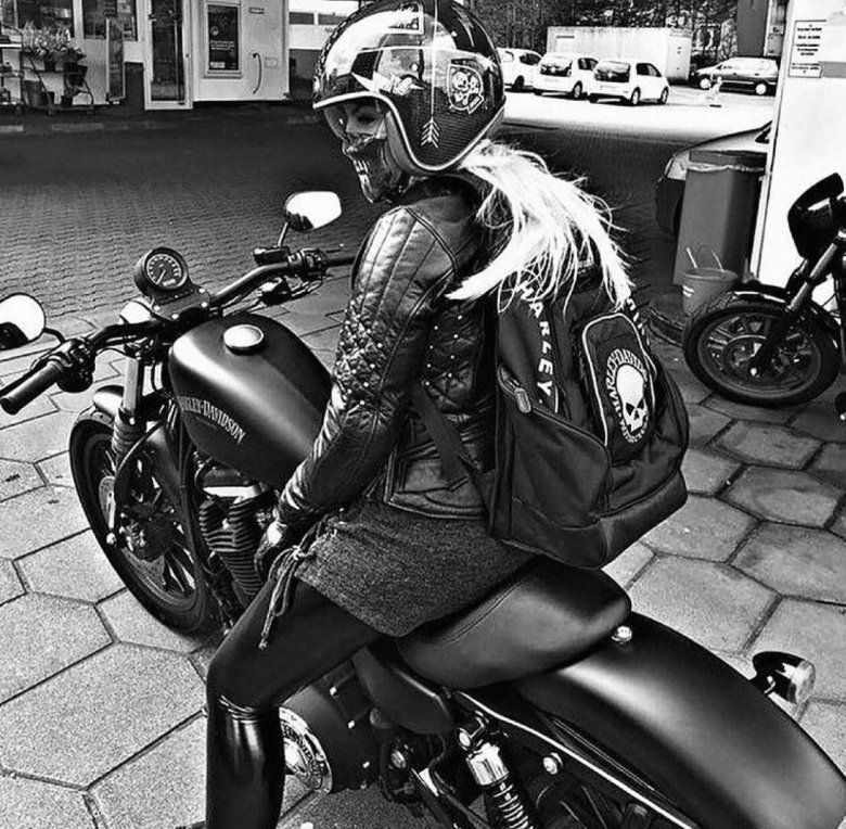 Женский харлей дэвидсон мотоцикл