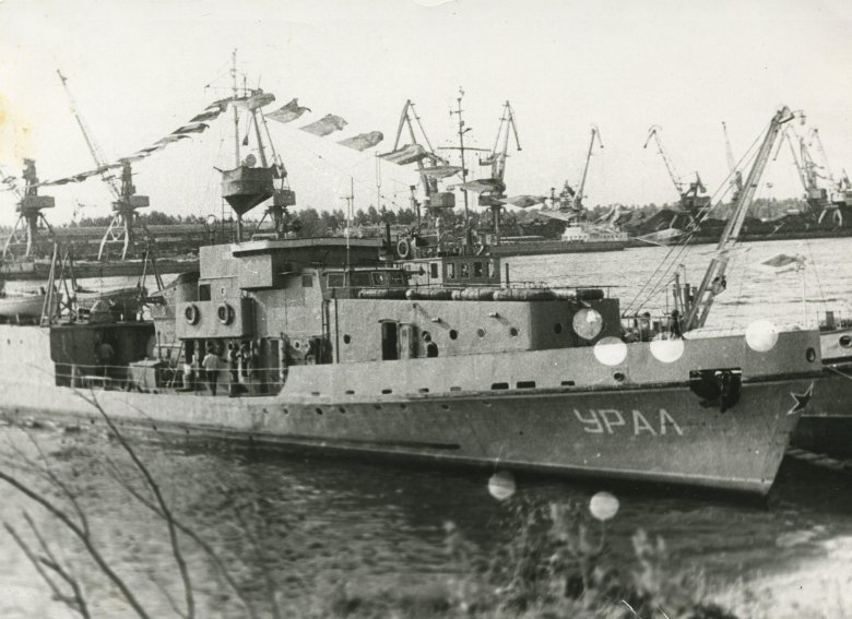 Морской тральщик проекта 266м контр-адмирал першин