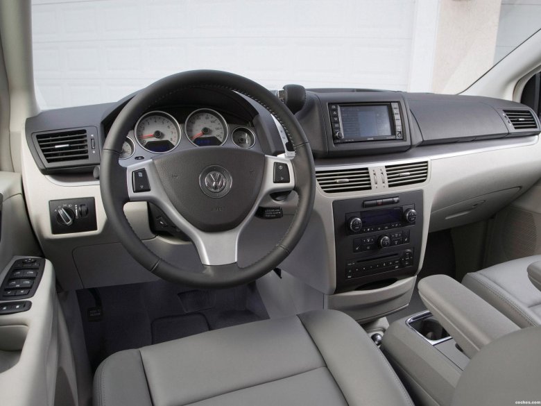 Минивэн фольксваген роутан