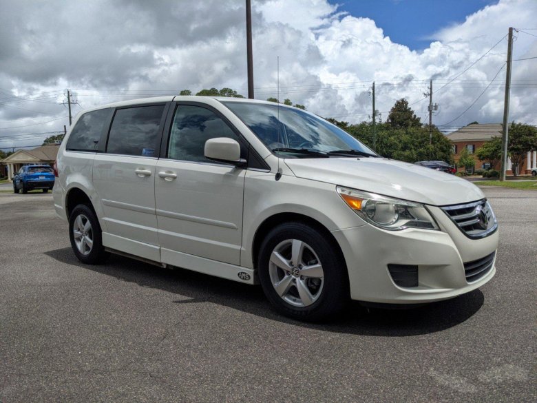 2009 volkswagen routan se