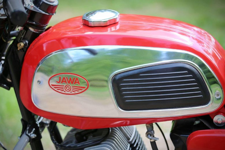 Мотоцикл ява 634