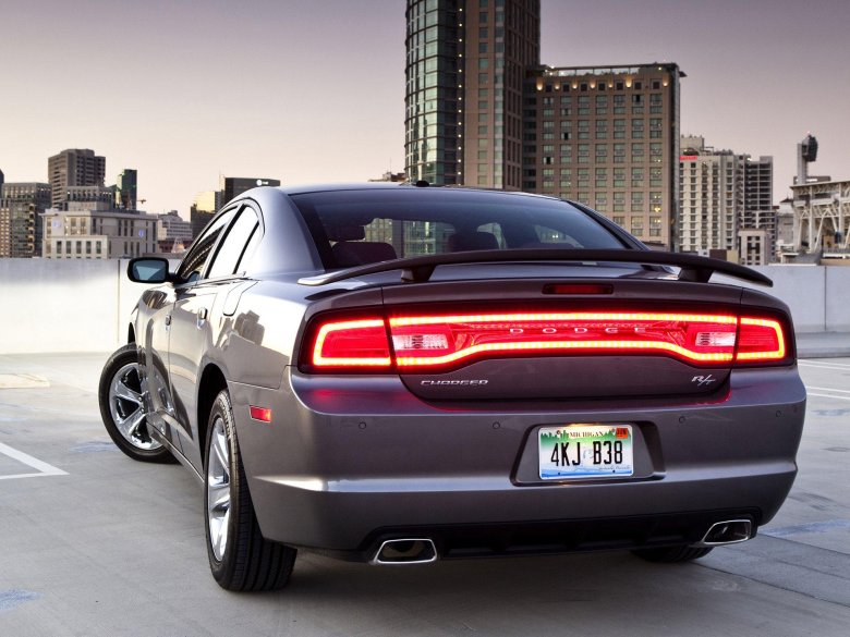 Dodge charger 2015 сзади
