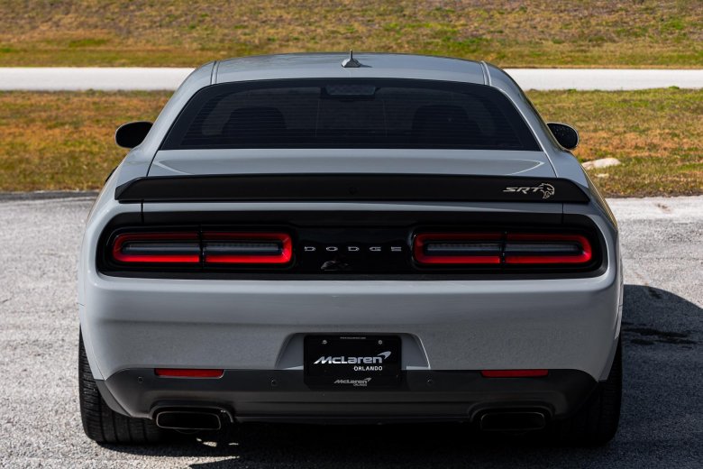 Dodge challenger 2016 hellcat
