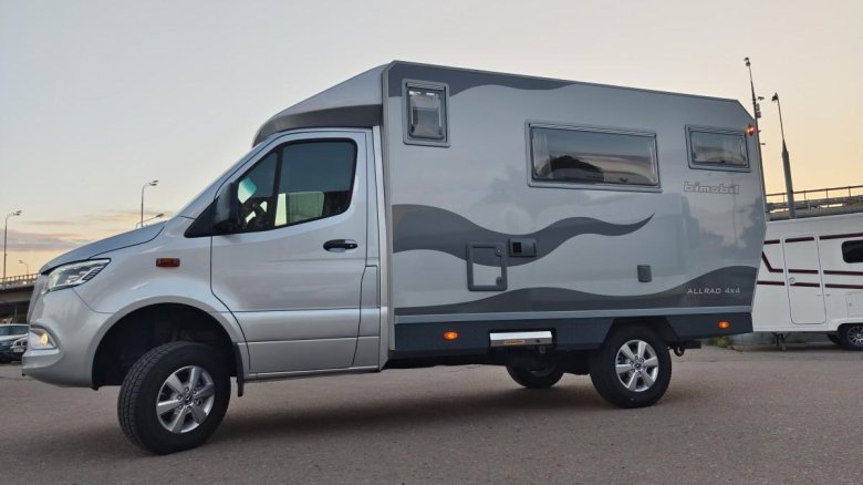 Яхты на колесах автодома