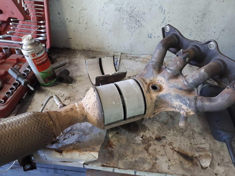 Катализатор мазда 3 1.6