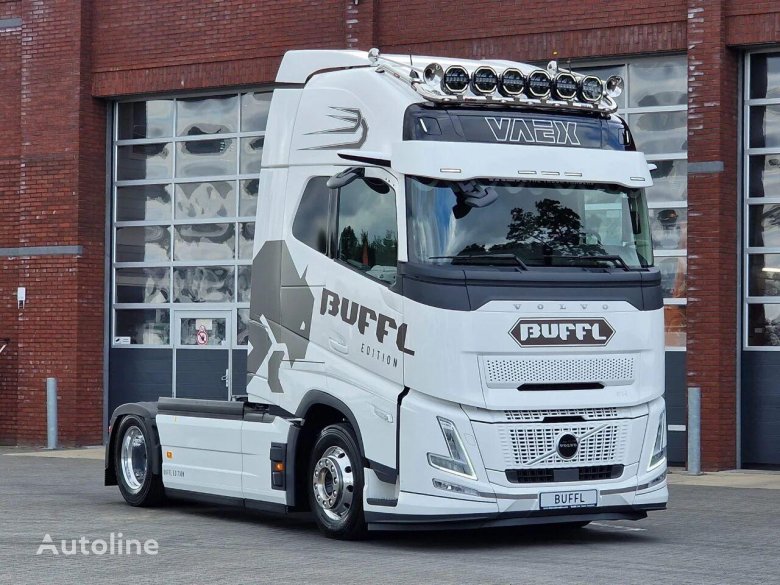 Вольво тягач новый