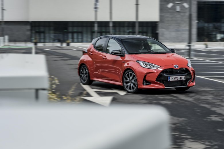Toyota yaris hybrid 2020