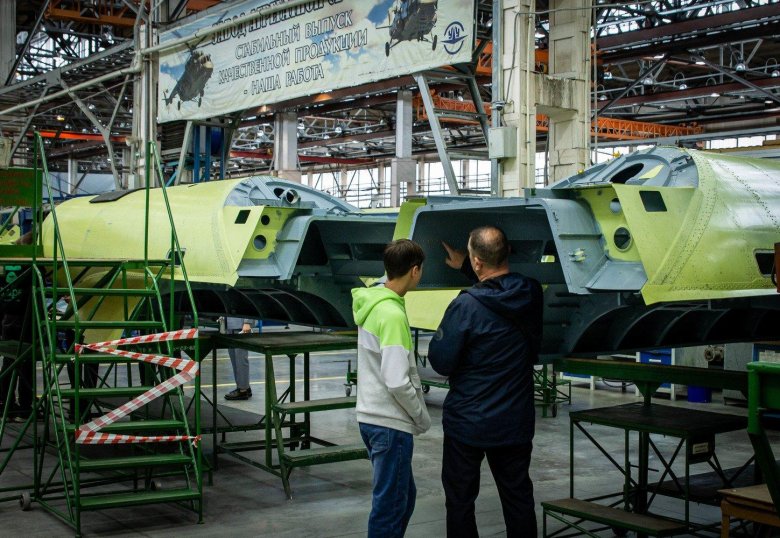 Луховицкий авиационный завод