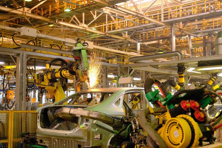 «ижавто» (ижевский автомобильный завод)