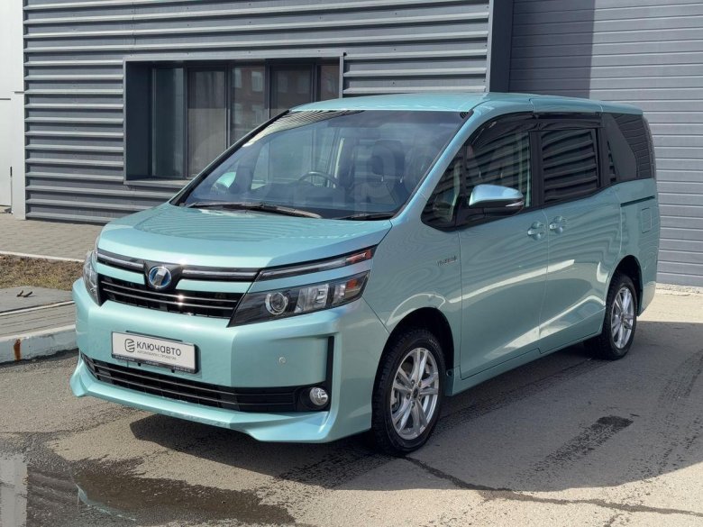 Тойота вокси 2017 гибрид