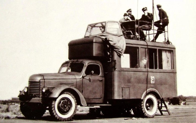 Зис 150 тягач