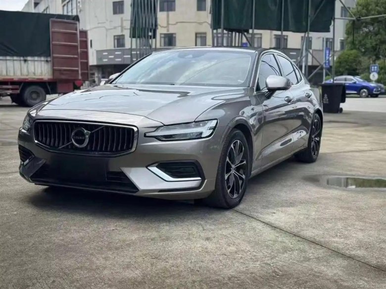 Вольво с 60 2021