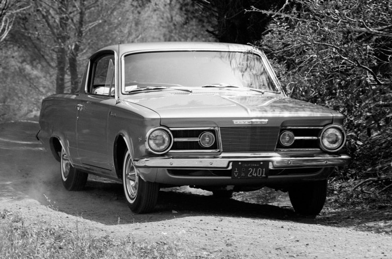 Plymouth barracuda 1964