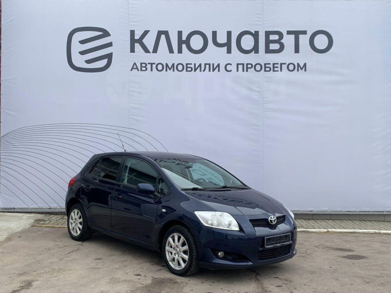 Тойота аурис 2008