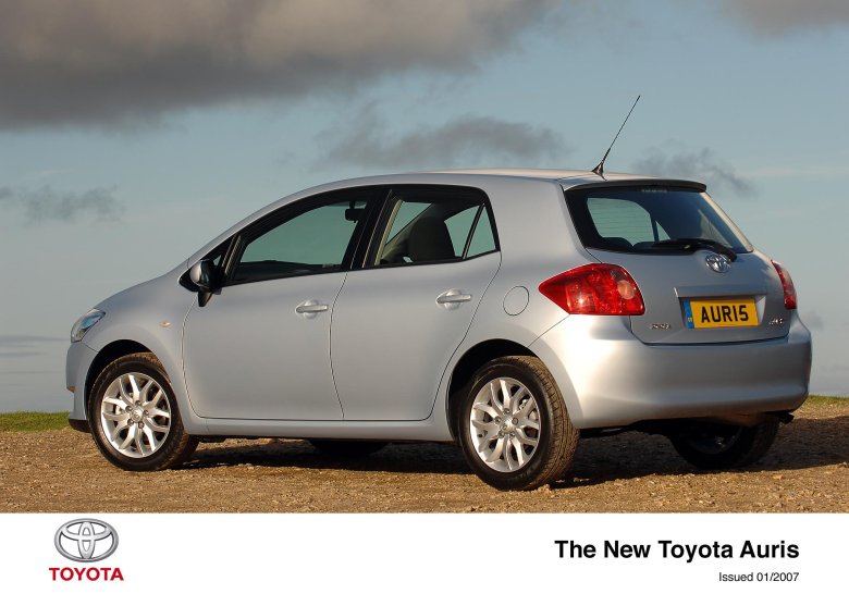 Тойота аурис 2006