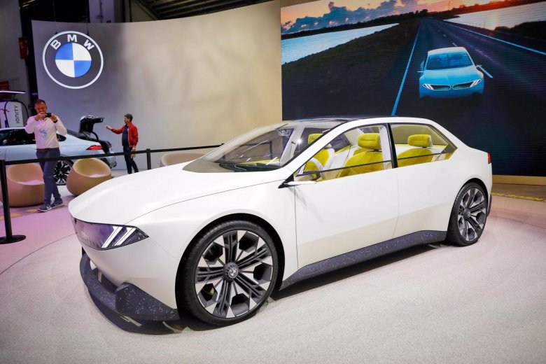 Новая бмв 2025 года