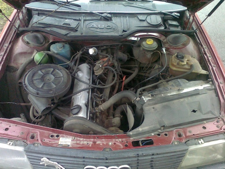 Ауди 80 под капотом