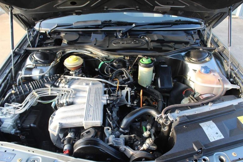 Подкапотное пространство ауди 100 с3