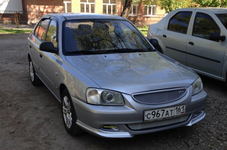 Хендай акцент серебристый