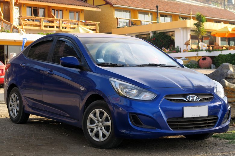 Hyundai accent 2012