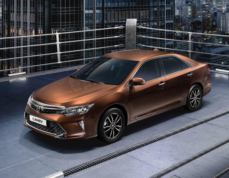 Toyota camry 2017 новая
