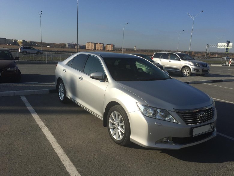 Toyota camry xv50 серебристая